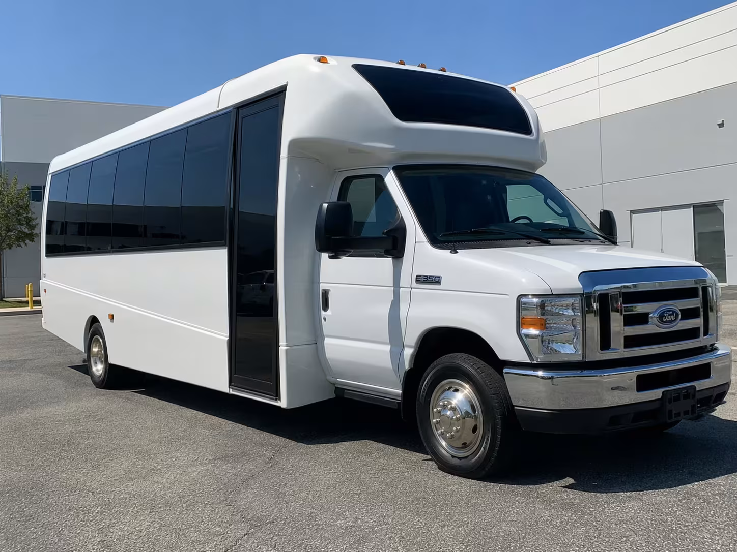 18 passenger minibus