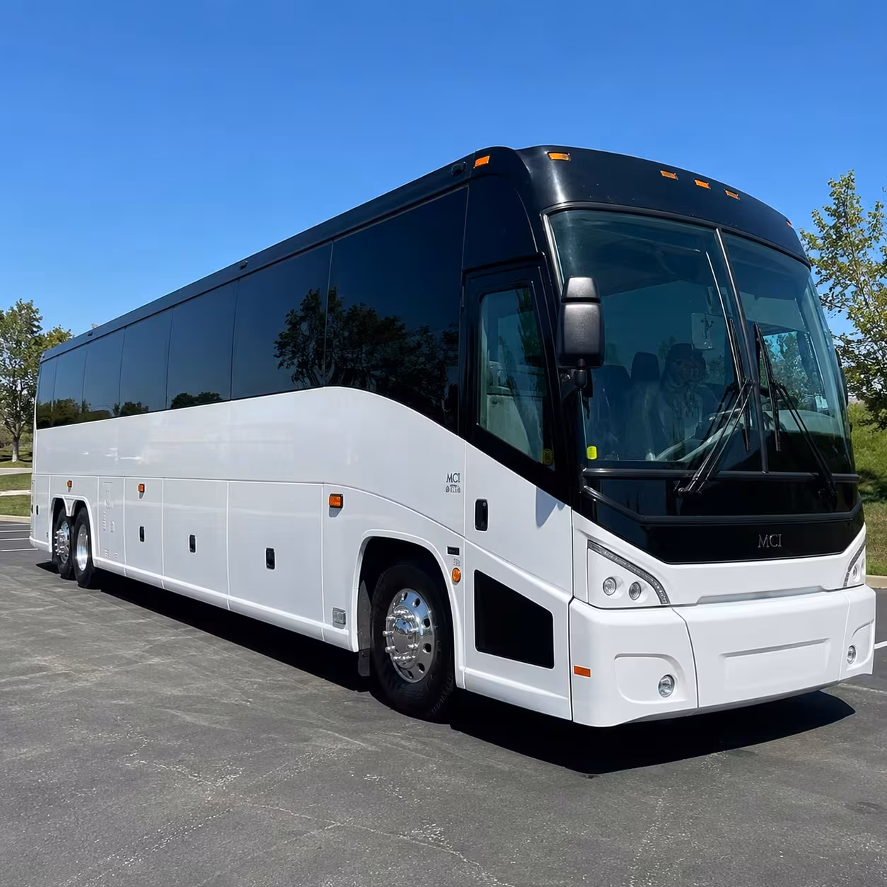 largo corporate charter bus rentals for conferences and retreats