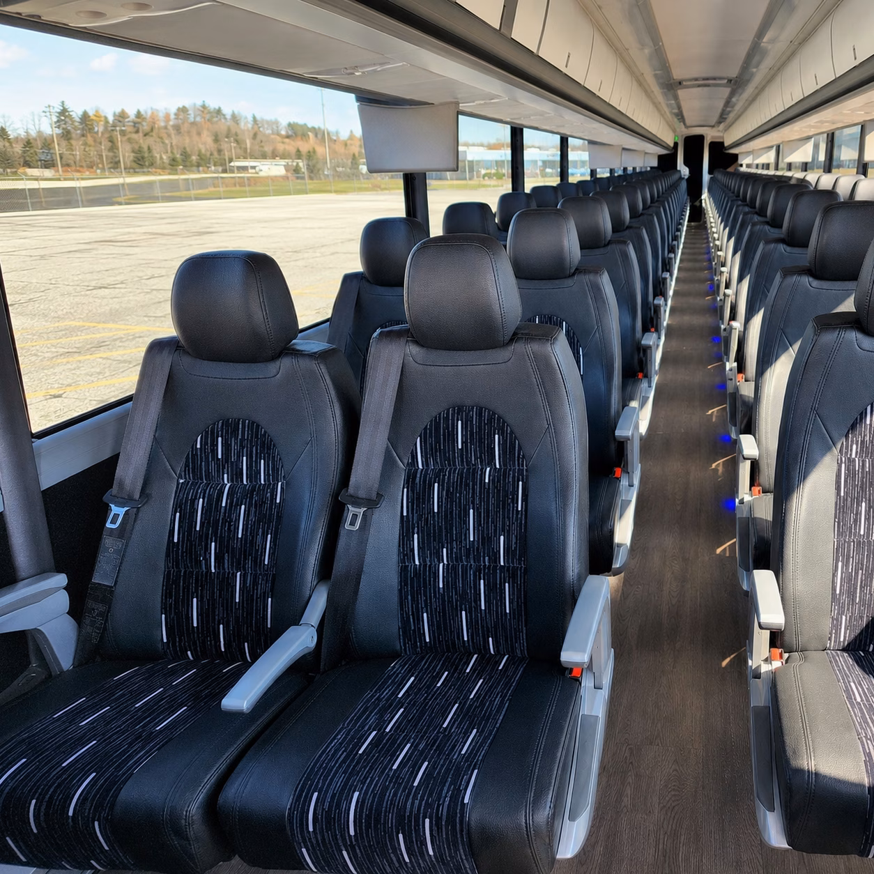 largo to orlando charter bus rentals for theme parks and conventions