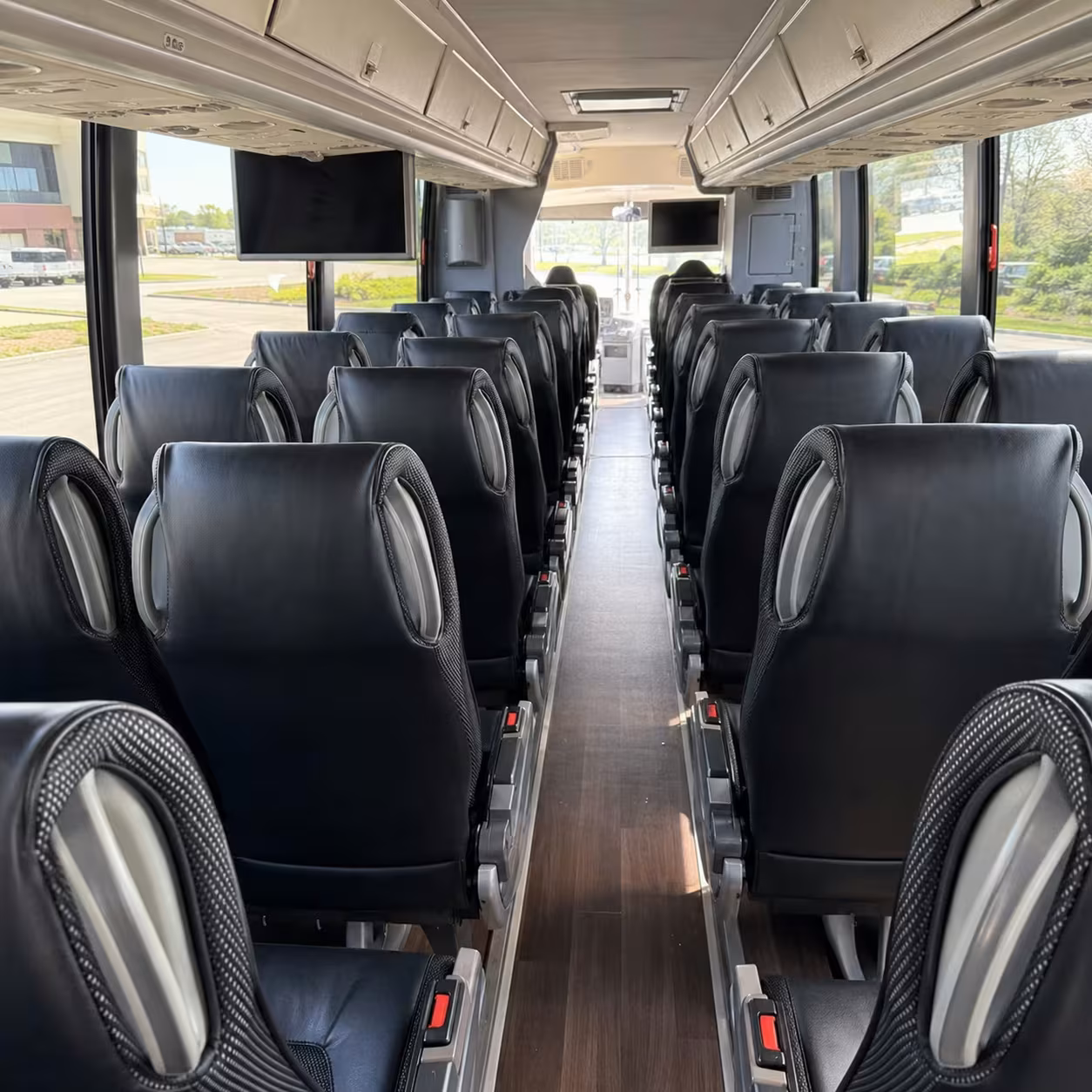 tampa bay rays charter bus rentals from largo to tropicana field